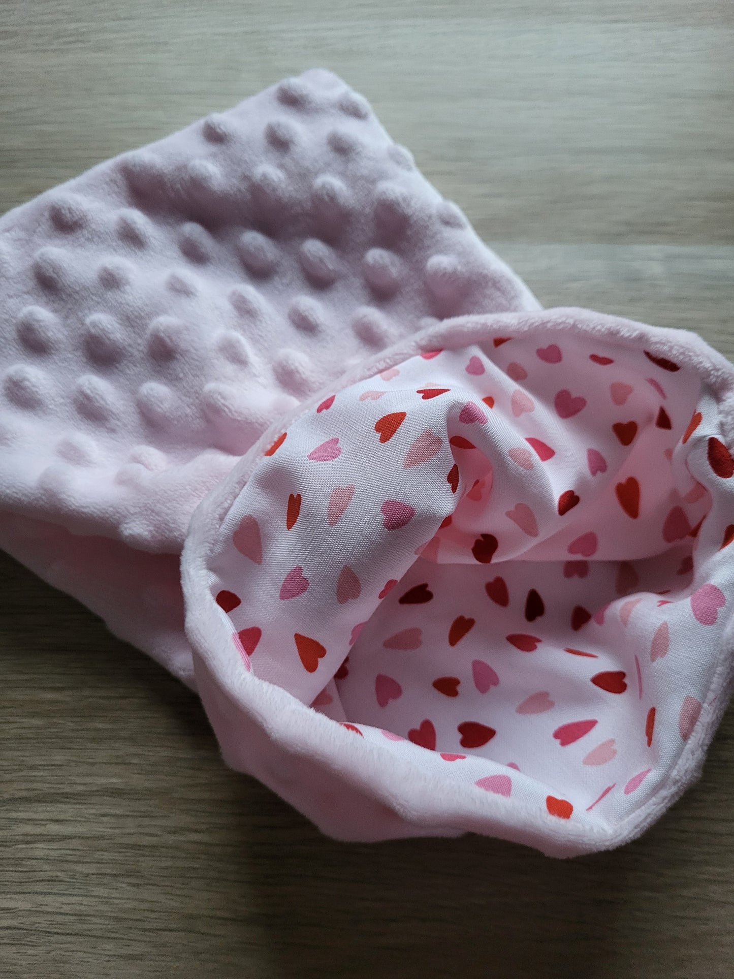 Housse de livre rose pale et coeur