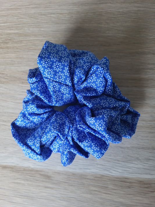 Chouchou bleu à fleur
